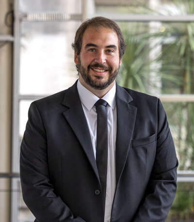 Dr. RODRIGO ACHIGAR