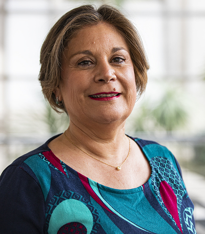 Dra. MARIELA VACAREZZA Dra. MARIELA VACAREZZA